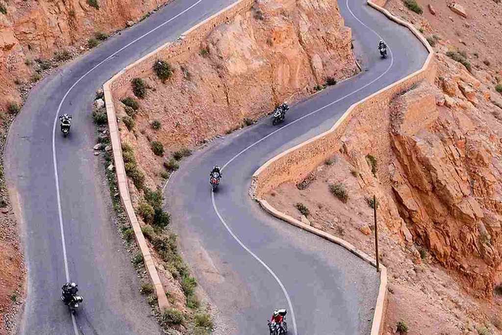 moto (3)_Easy-Resize.com